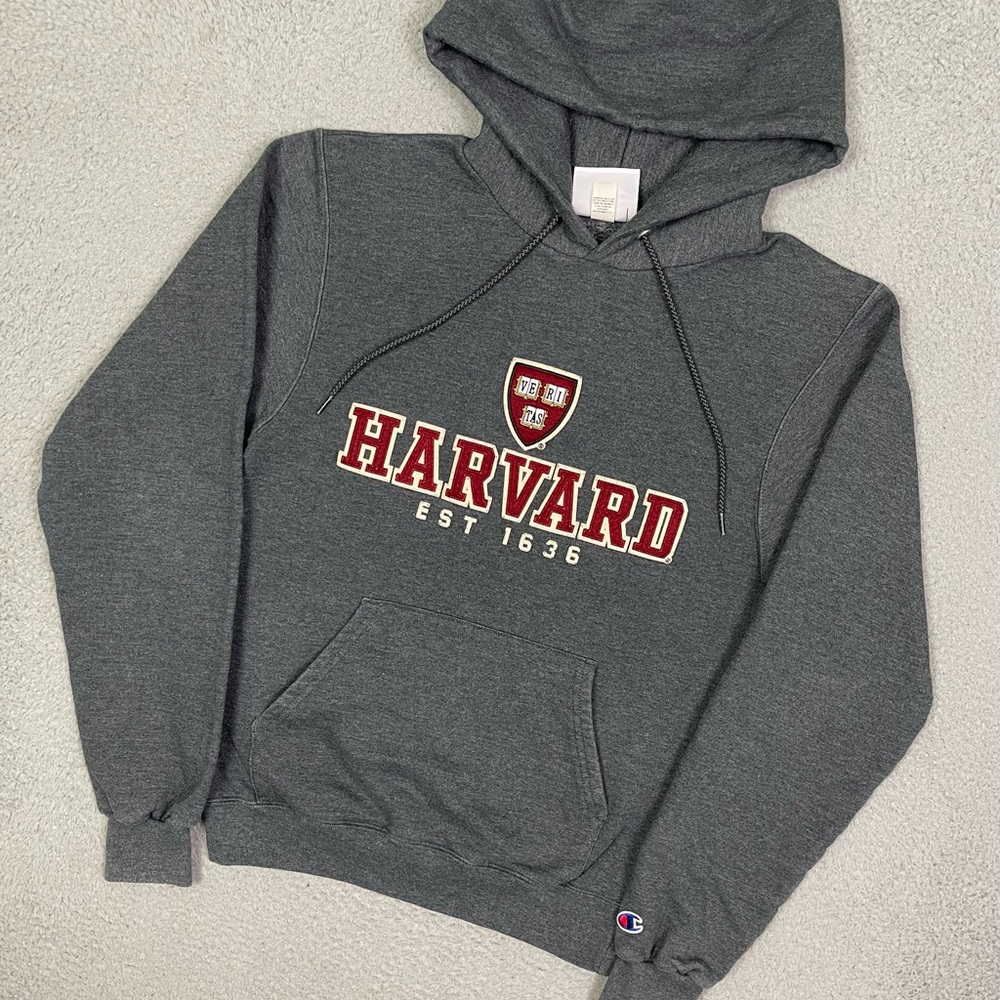 Harvard University‎ college sweatshirt